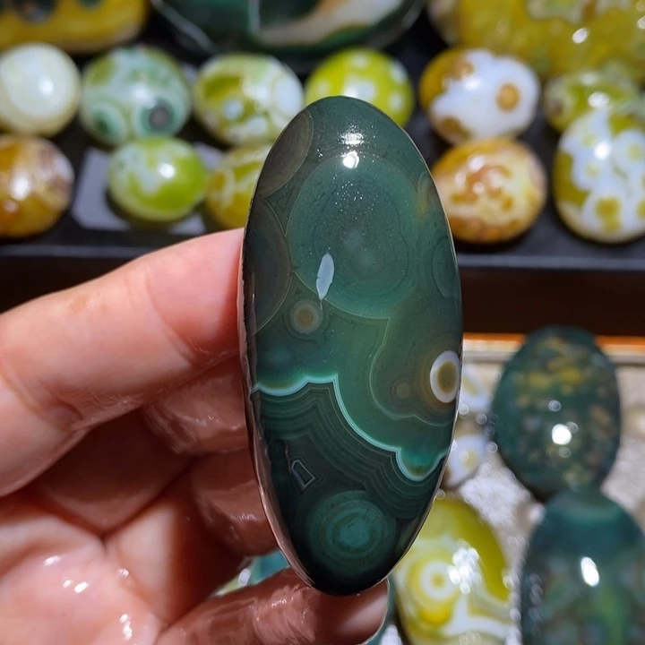 未镶嵌玛瑙/玉髓珠宝半成品145
