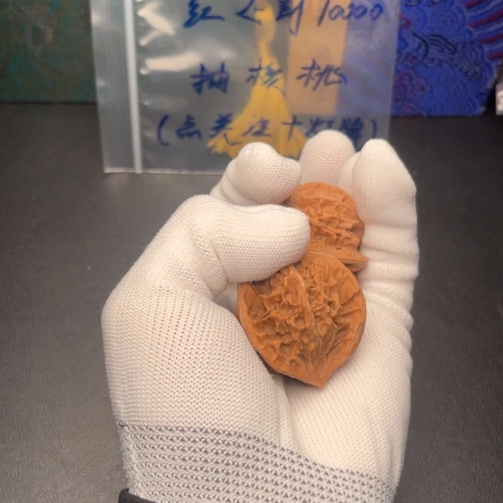 文玩核桃吊坠盘山