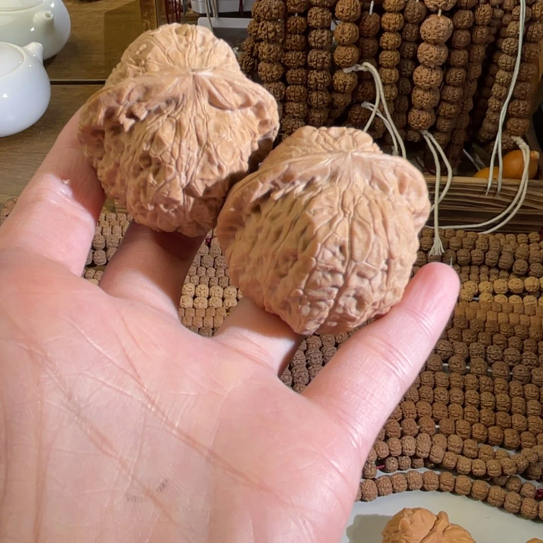 金刚菩提吊坠核桃