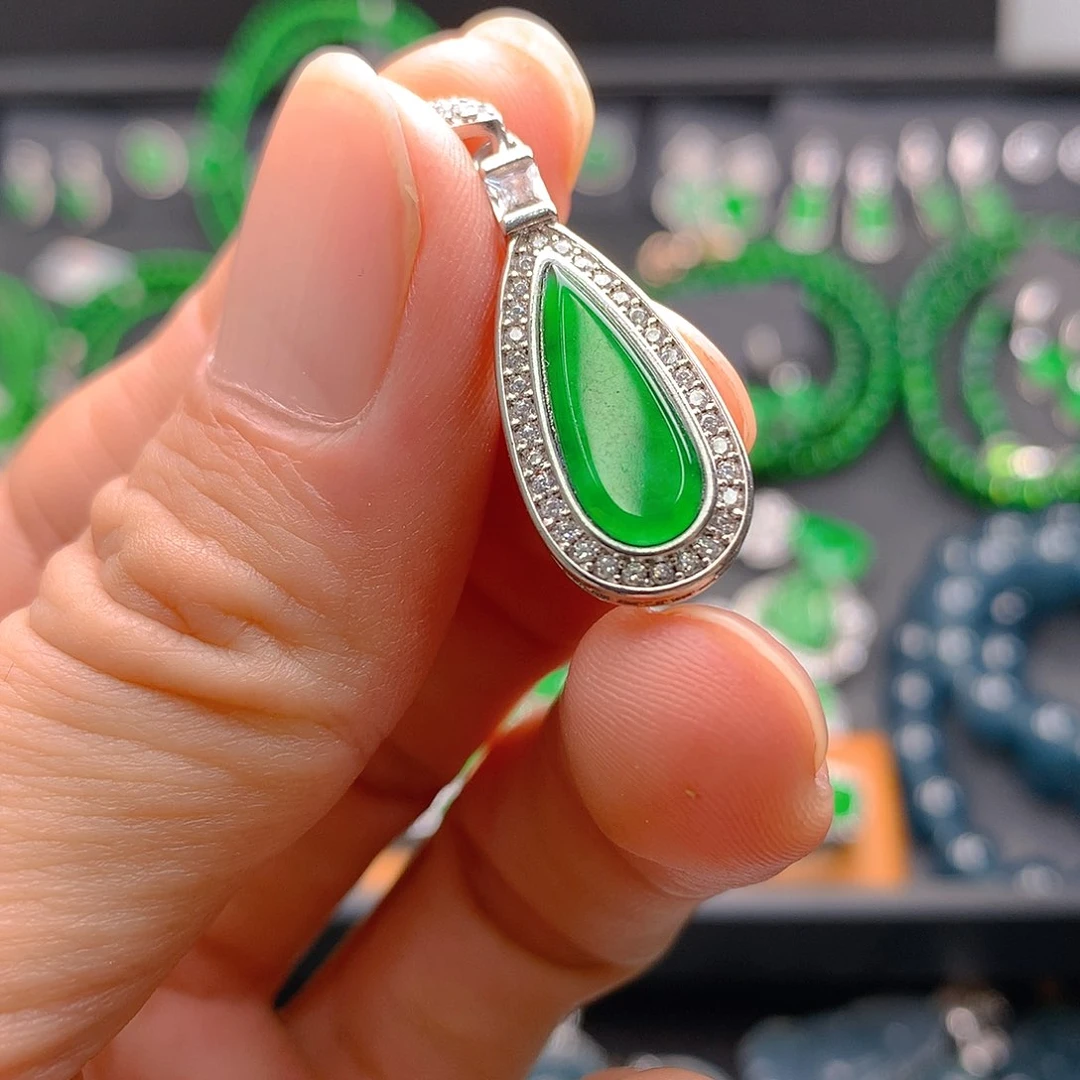 未镶嵌手链翡翠翡翠