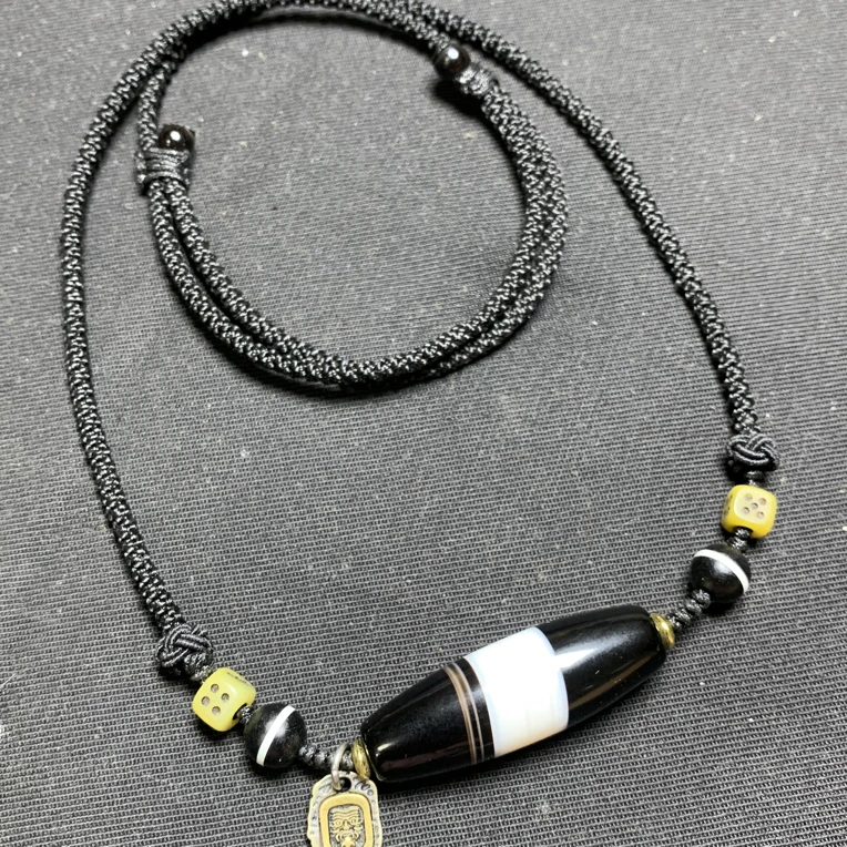 玛瑙材质线珠锁骨链