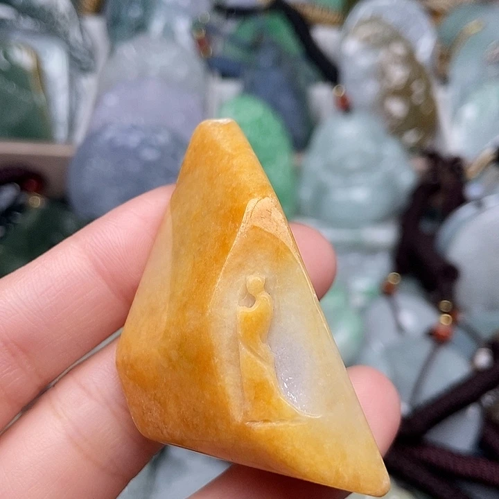 翡翠未镶嵌颈饰翡翠