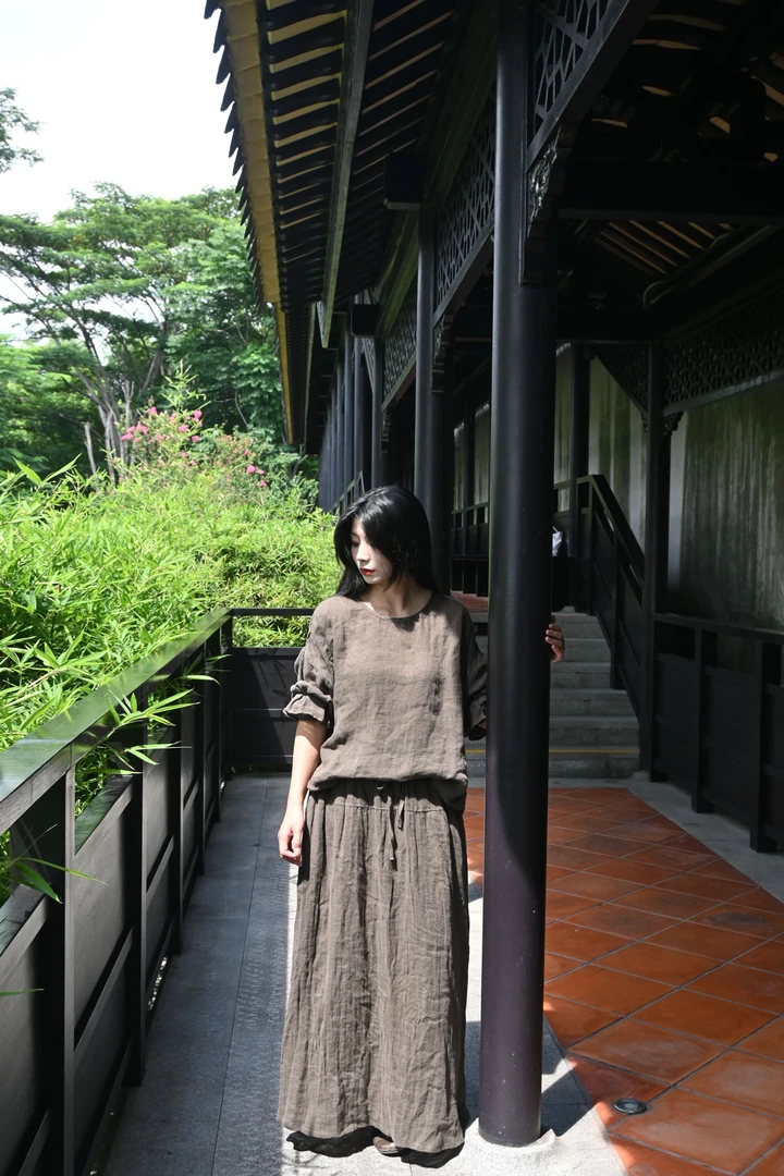 在雨中/月色半裙