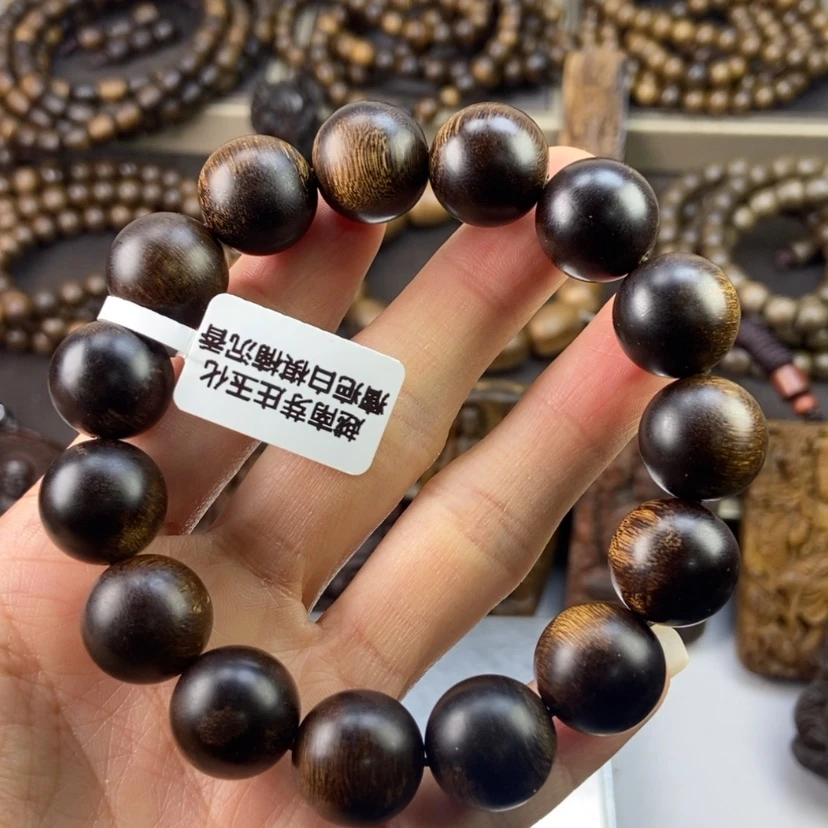 【闪购商品】沉香手串M**u越南留疤玉化白棋