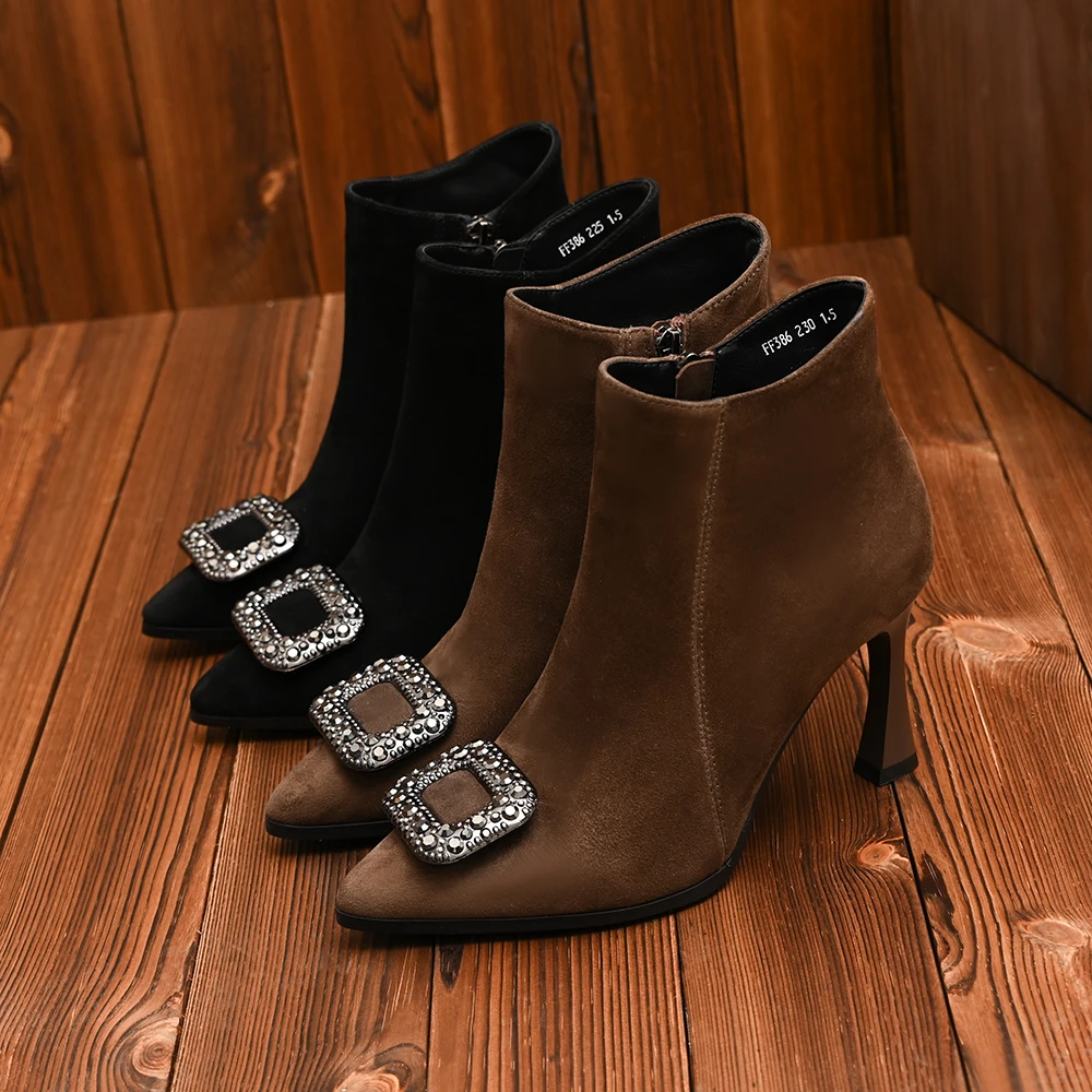 真皮羊皮尖头方扣细跟短靴女秋冬磨砂水钻方扣侧拉链中高跟及踝靴