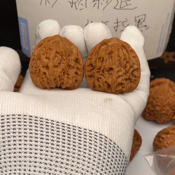 把件文玩核桃三角南疆石38