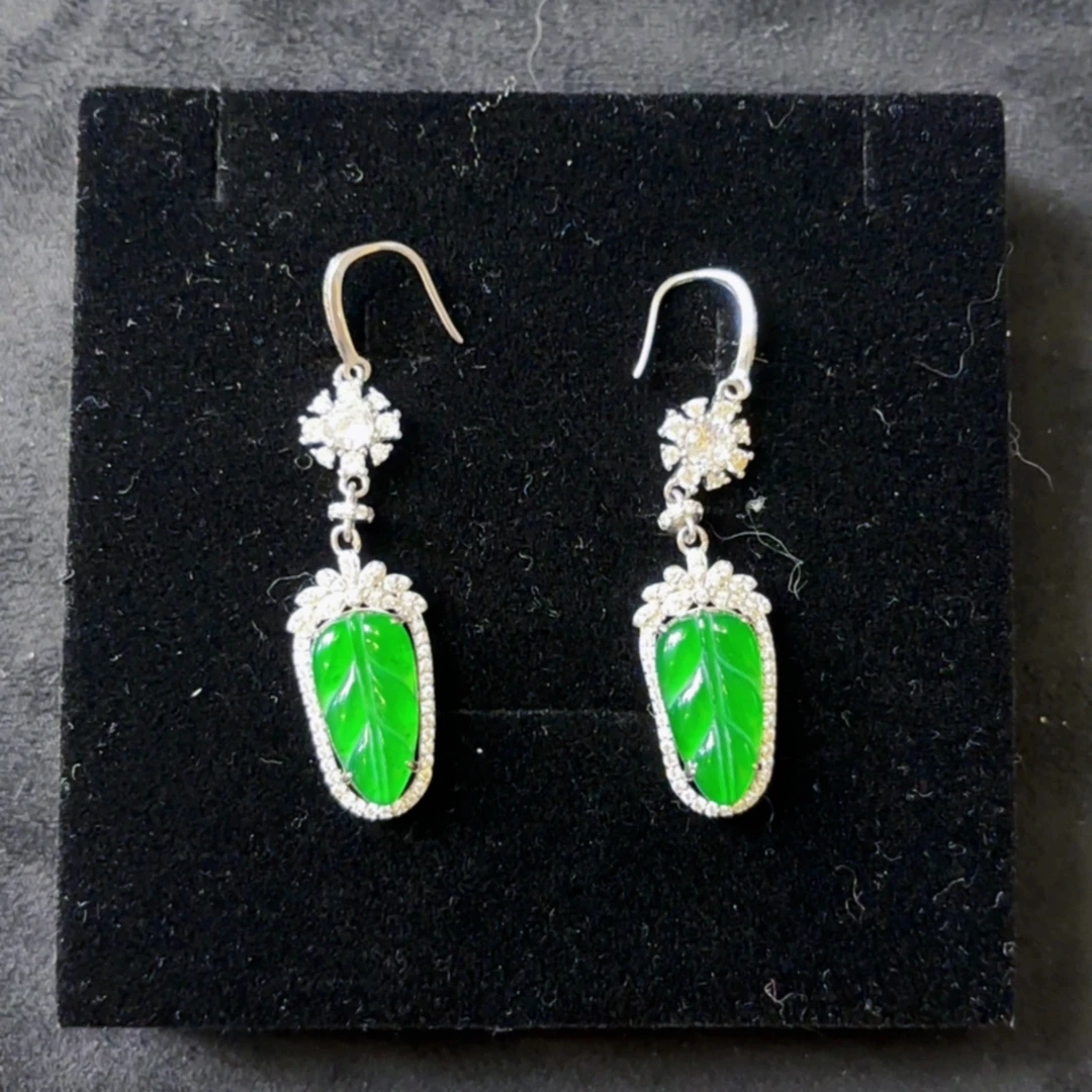 天然翡翠a货耳坠叶子
