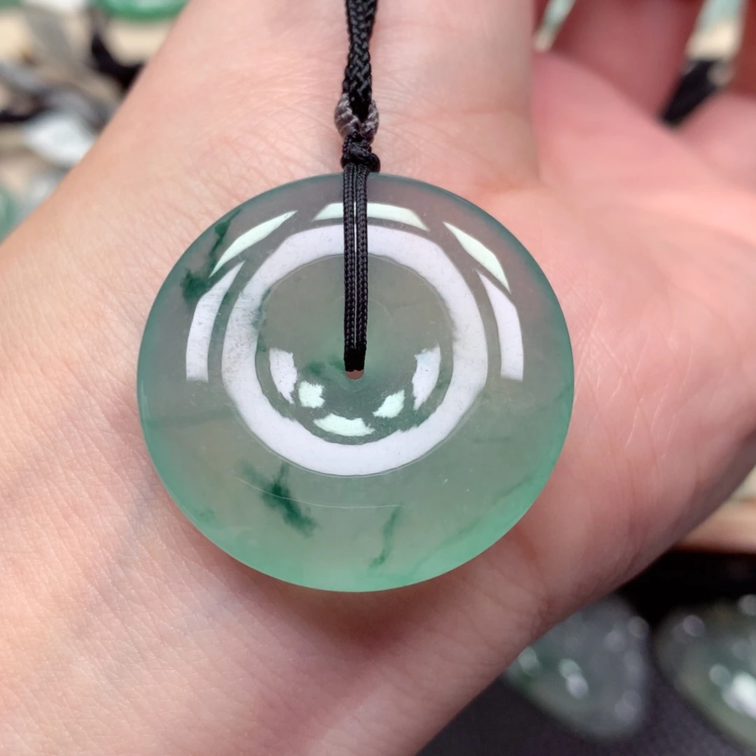 颈饰未镶嵌翡翠扣子