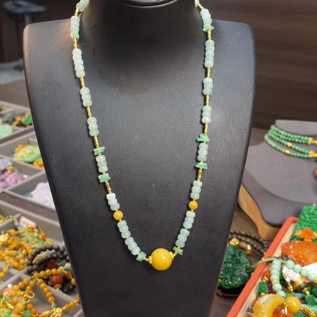 翡翠未镶嵌颈饰福利