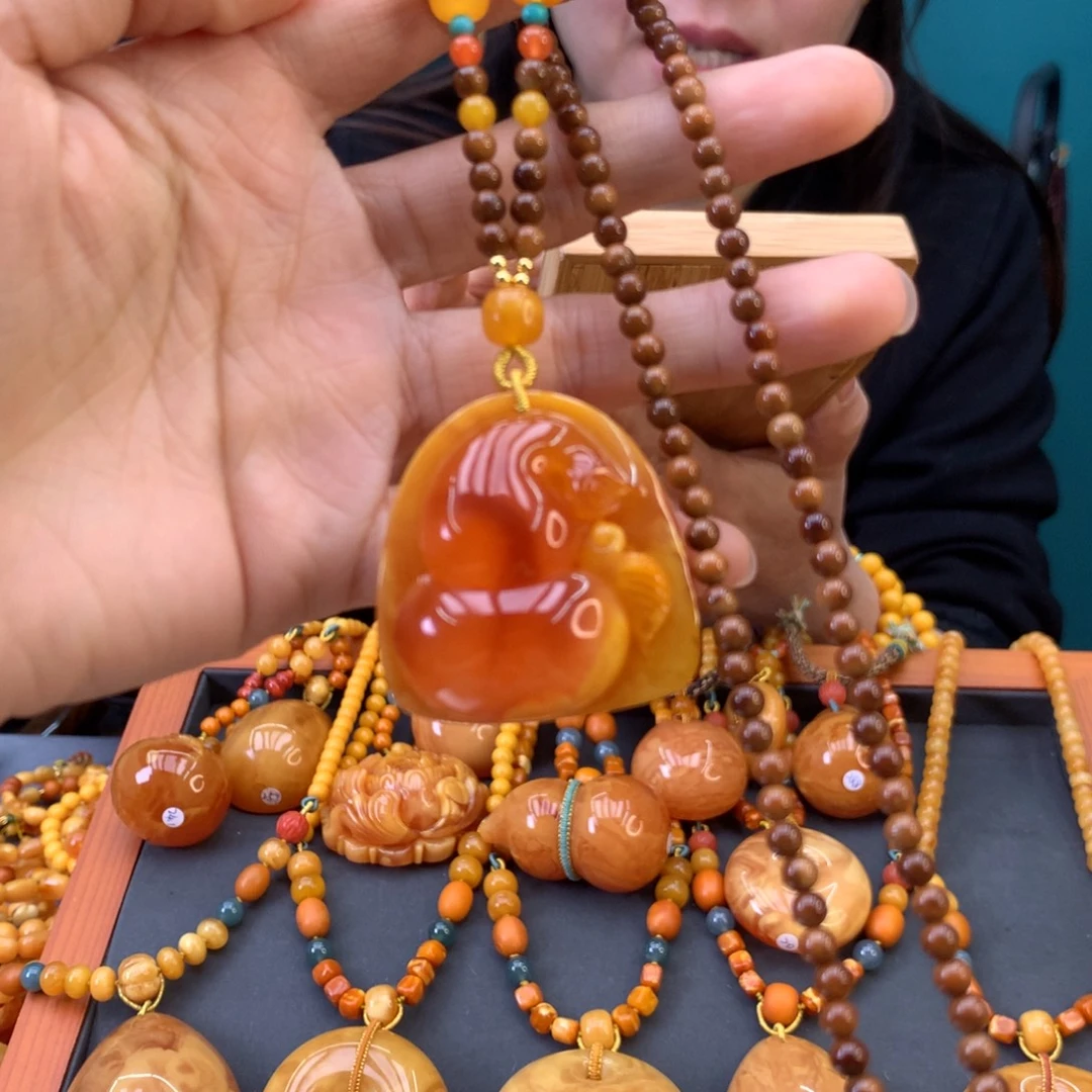 蜜蜡未镶嵌颈饰天然