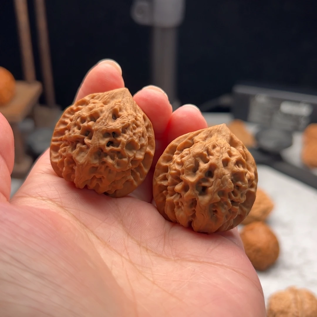 痕***y文玩核桃吊坠太行龙纹【3521】35.37.37