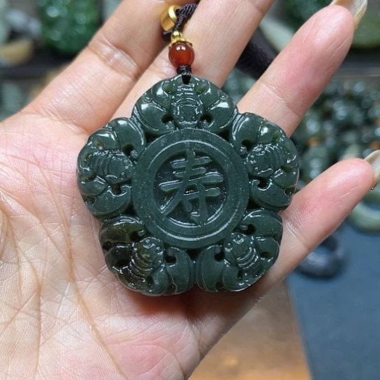 和田玉挂件未镶嵌