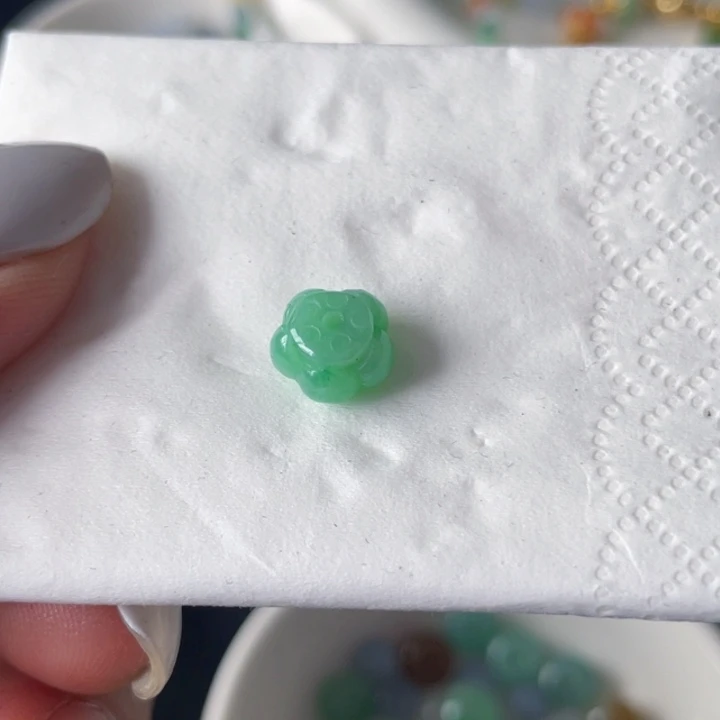 定制翡翠未镶嵌此**时翡翠
