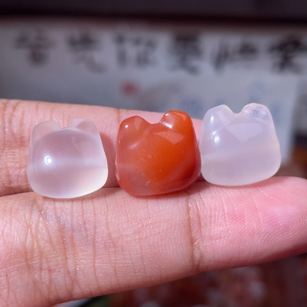 南红玛瑙未镶嵌挂件7693