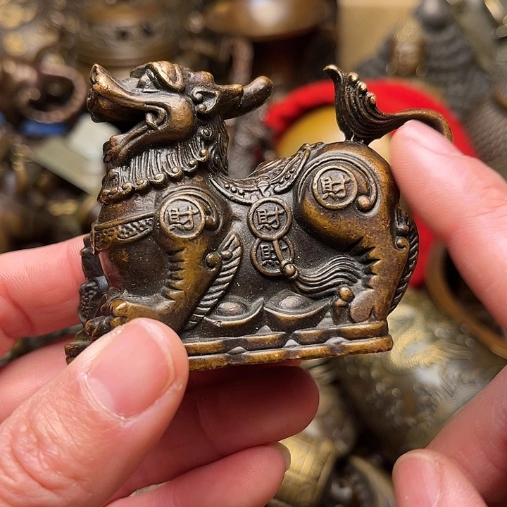 精美铜器批发档口