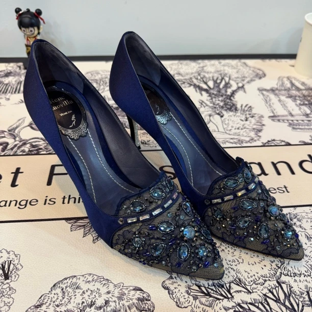 99新 Roger Vivier/罗杰·维威耶 Rc水钻高跟鞋 37码ysc0431