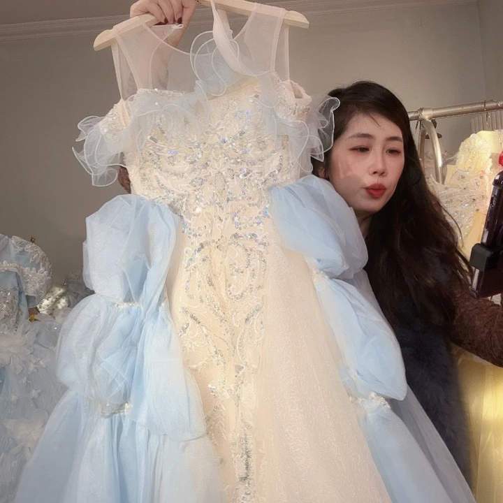 儿童礼服额额额额额额额