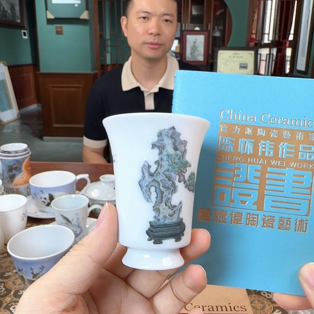 中国超写实主义：陈怀伟！！