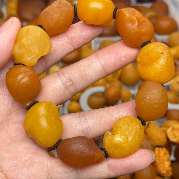 琥珀未镶嵌裸石天然蜜蜡手串