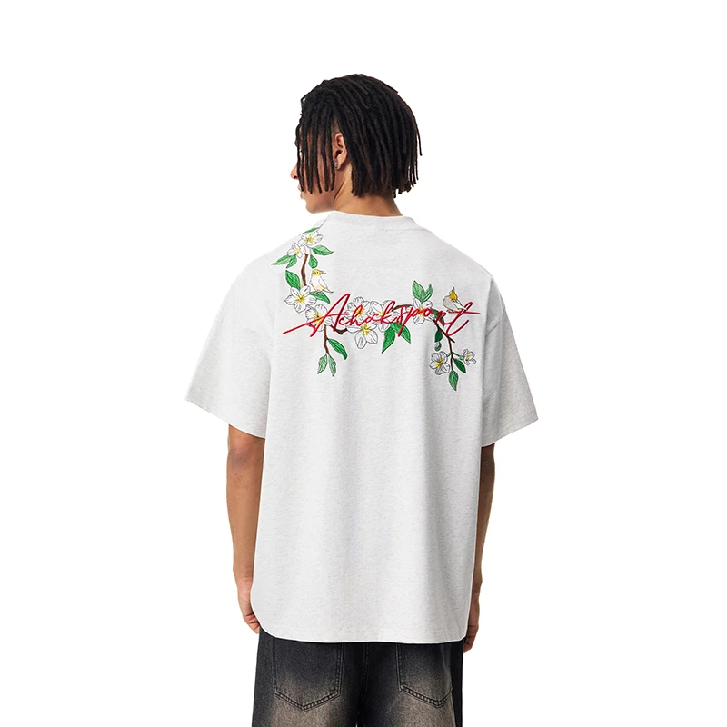 A chock花卉藤蔓手写logo短袖