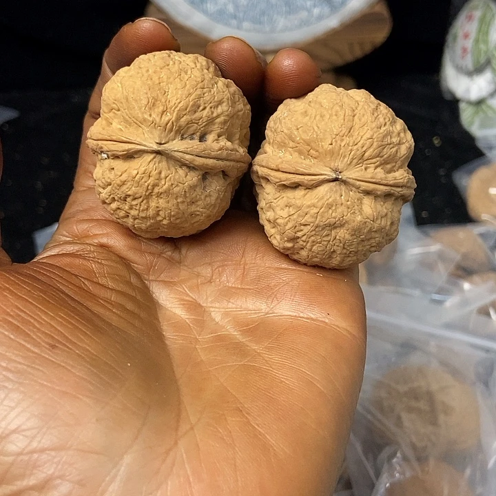 把件文玩核桃云南铁核桃基地87