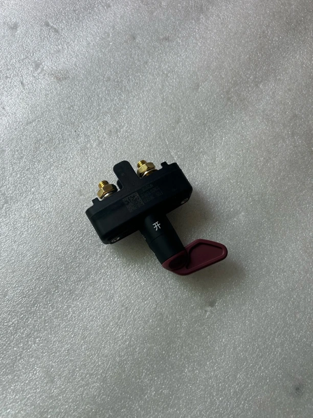 适用于东风天龙KL天锦KR电瓶电源总闸开关VL旗舰KX断电闸刀配件