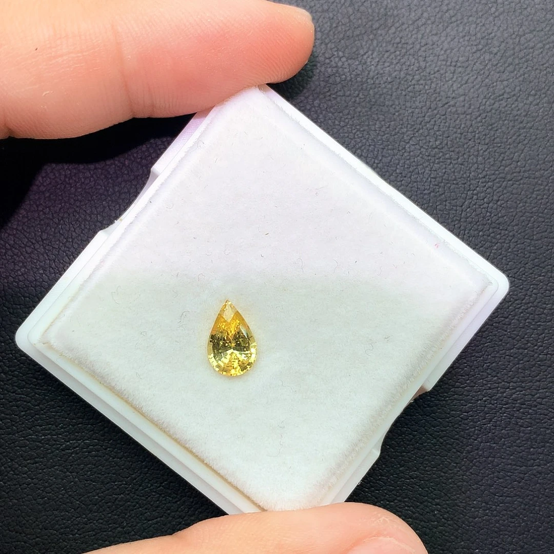 裸石蓝宝石天然黄蓝宝裸石1.02ct带大证