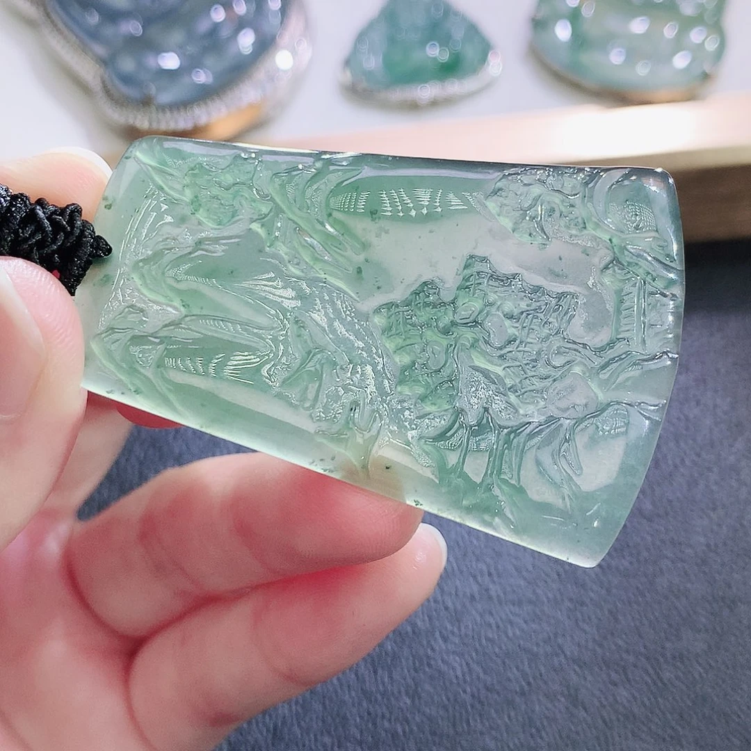 翡翠未镶嵌挂件翡翠