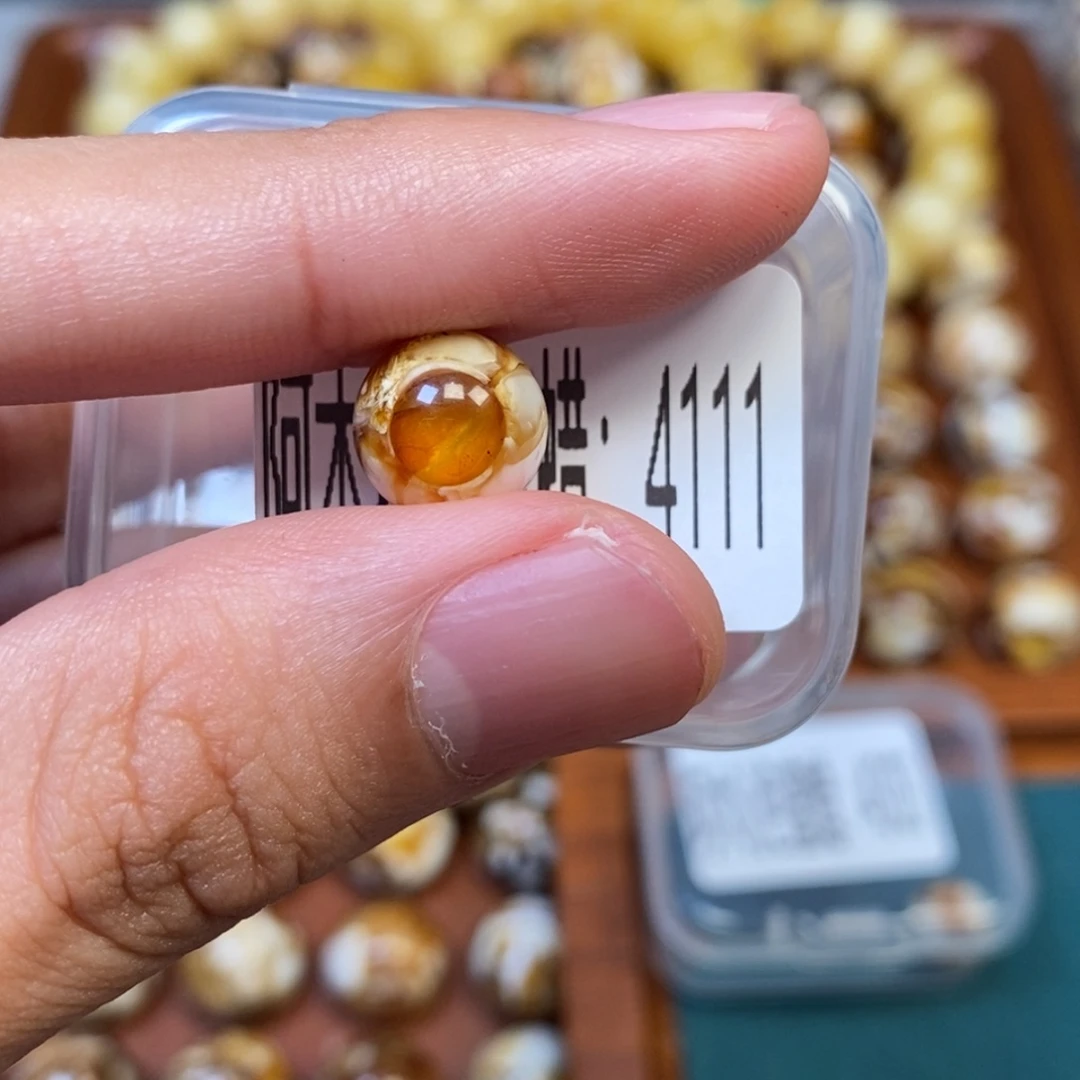 把件猴头核桃沁色圆珠老型4111