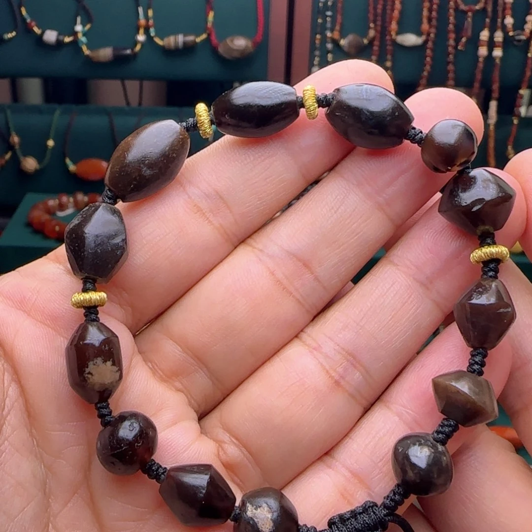 未镶嵌颈饰玛瑙/玉髓