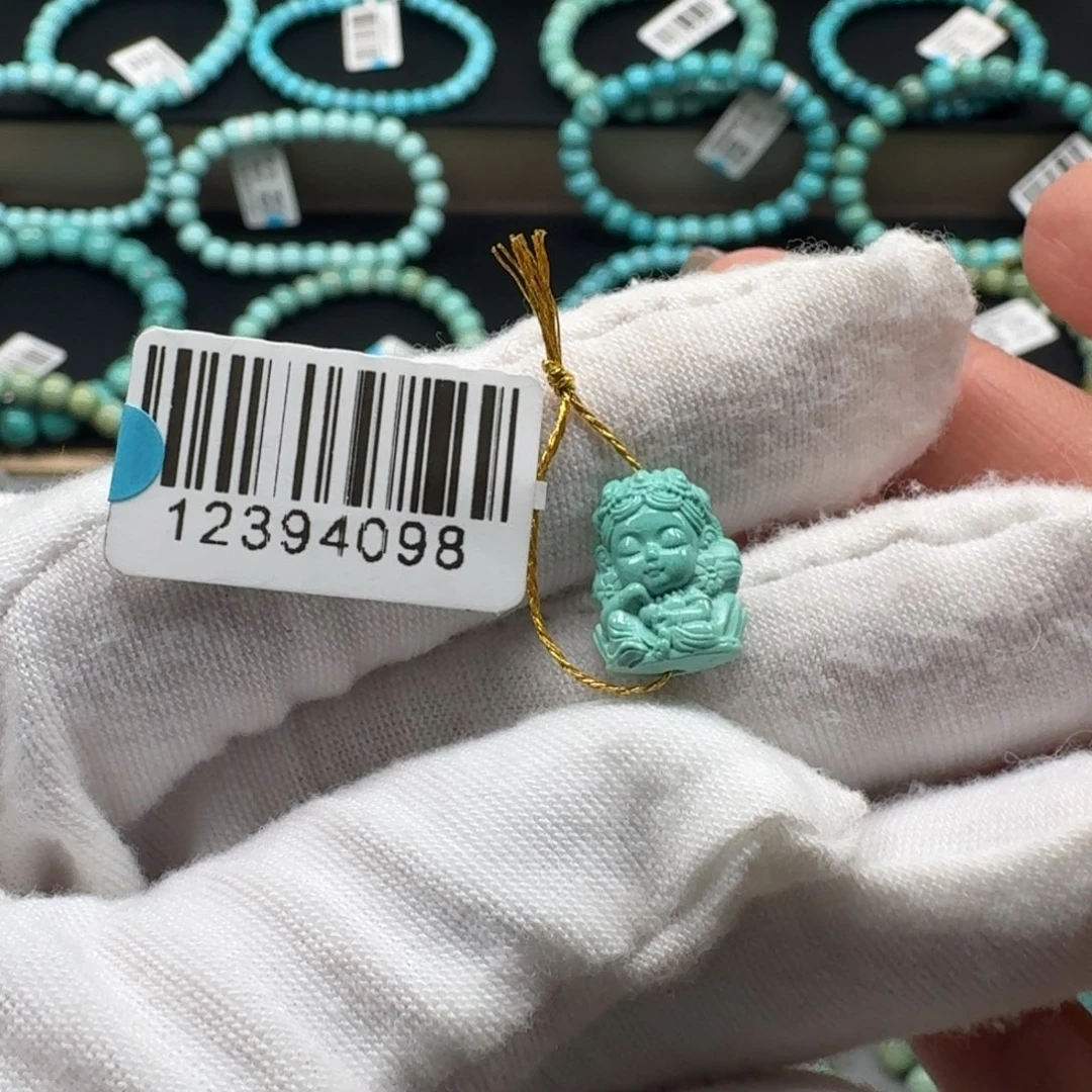 绿松石未镶嵌挂件