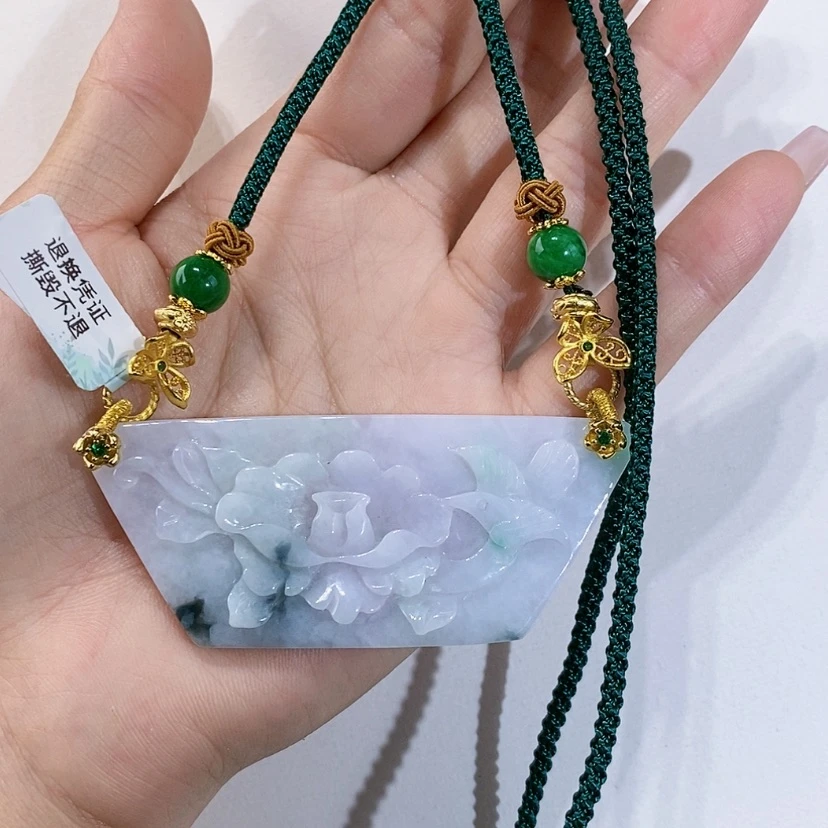 【闪购商品】翡翠未镶嵌颈饰吊坠