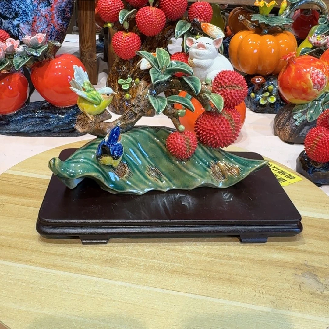 陶土小鸟荔枝摆件