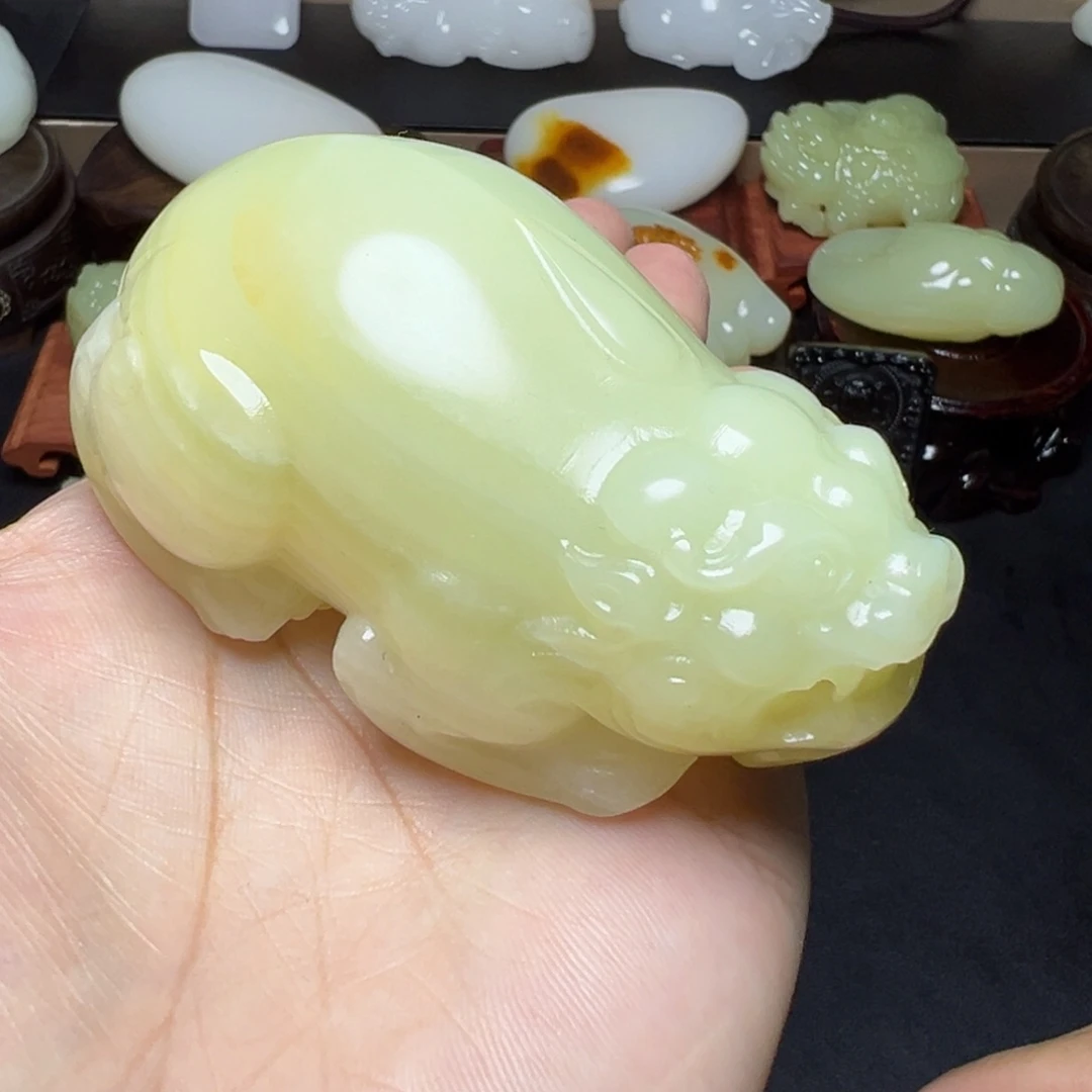 软玉未镶嵌把件天然玉石精品手把件