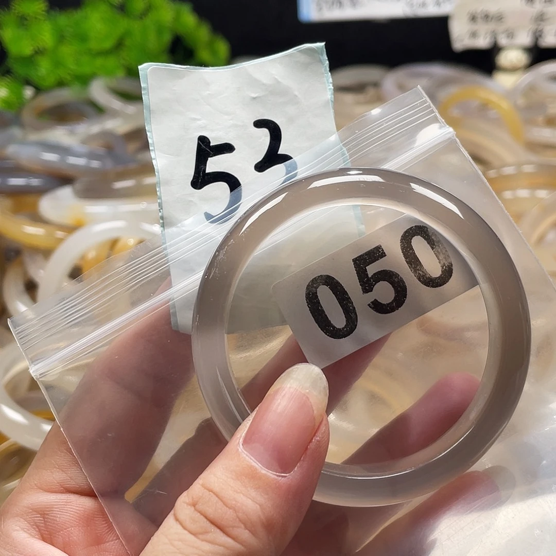 手镯玛瑙/玉髓未镶嵌