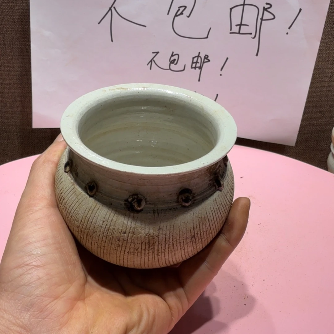 陶其他漂亮的小瓷瓶子