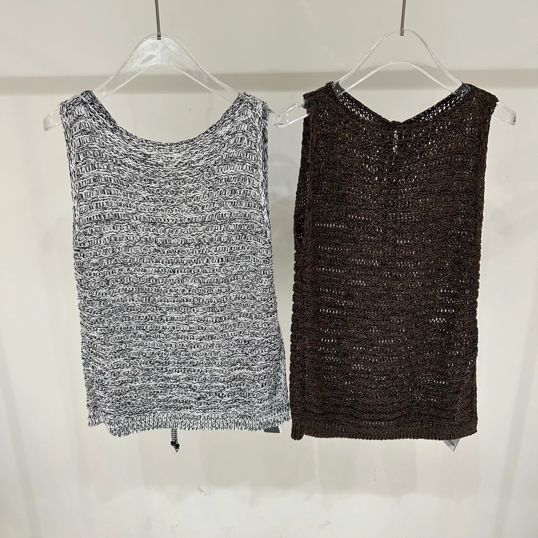 艾诺丝同款2025夏新款时尚休闲镂空针织无袖背心马甲上衣女38106