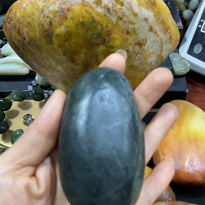 和田玉（糖玉）未镶嵌挂件