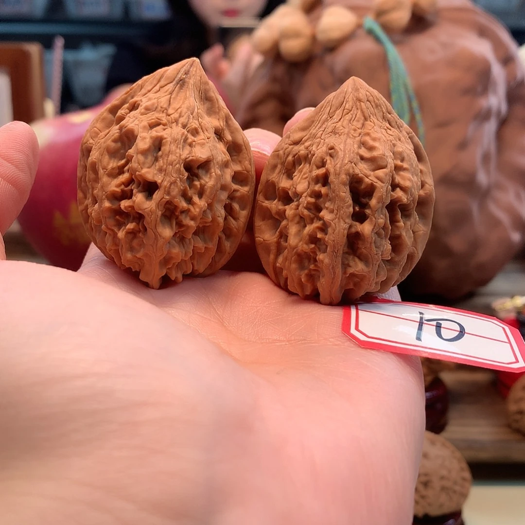 桃核吊坠40尺大沽石