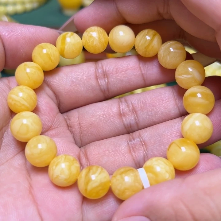 蜜蜡未镶嵌珠宝奇石