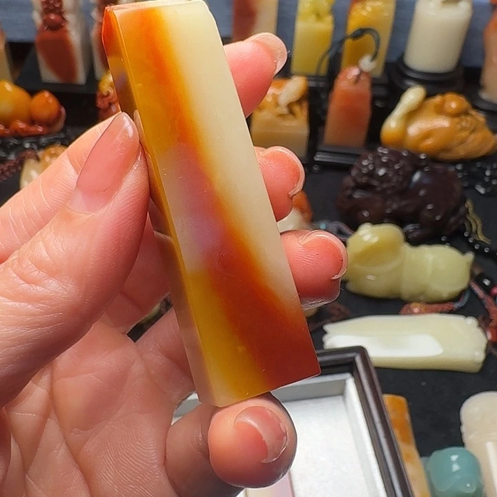 W***u寿山石印石芙蓉石