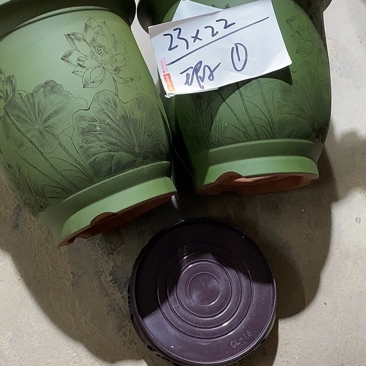 紫砂花盆哑****怪紫砂花盆