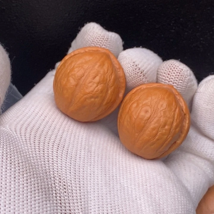 文玩核桃把件光头佛肚