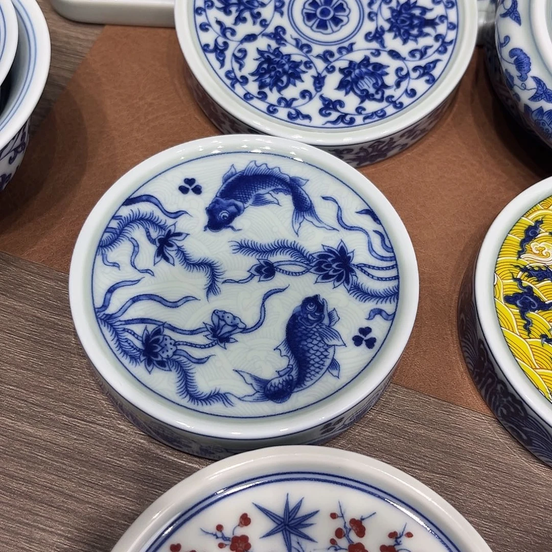 蔚***观淡海水鱼藻纹盖置