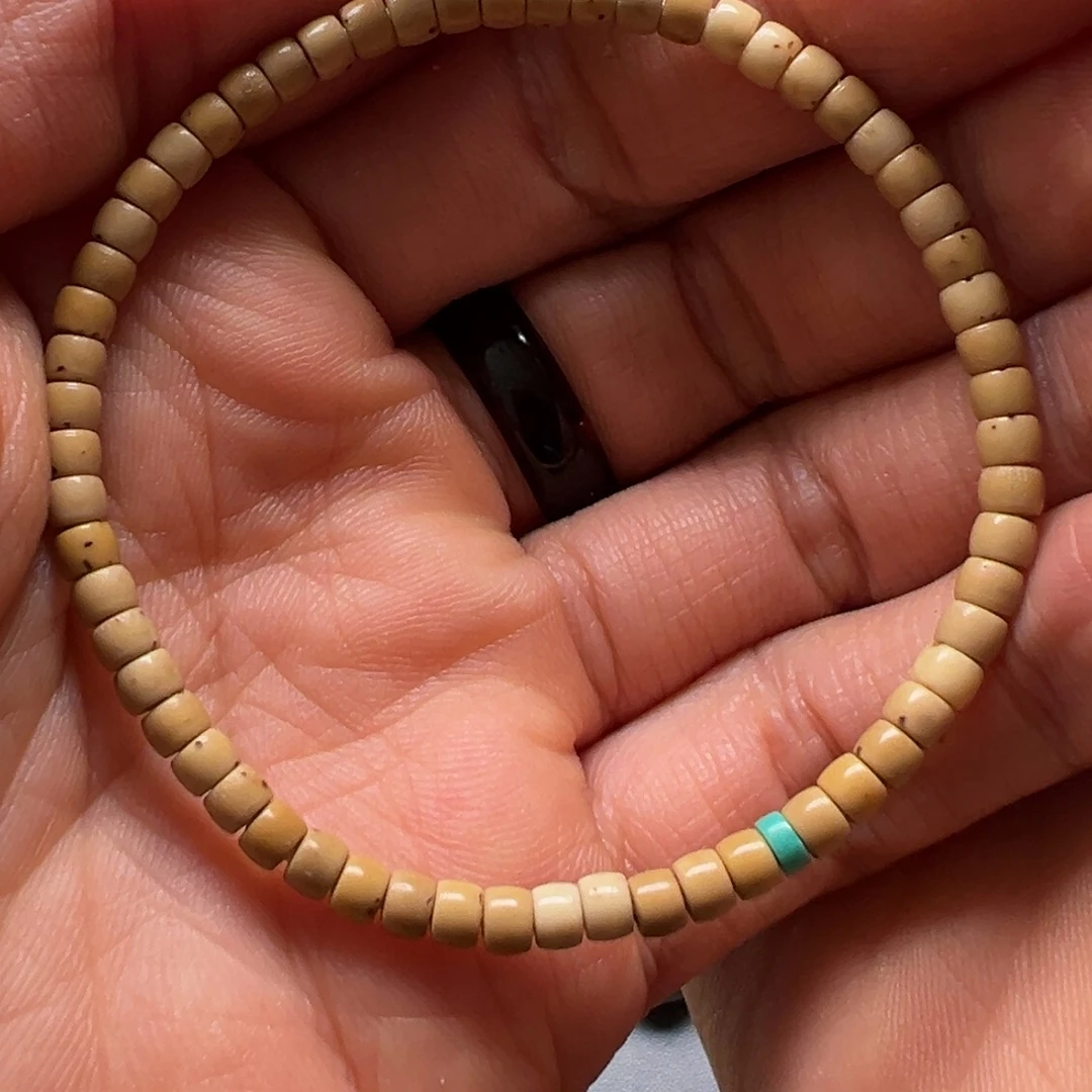 17碧玺（处理）树籽手串