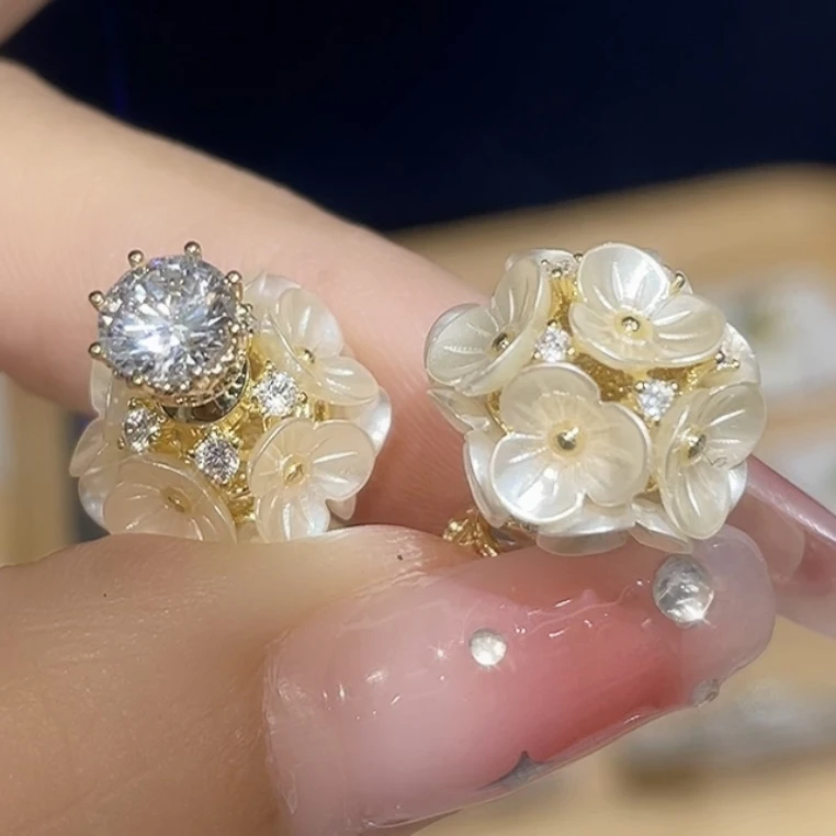 铜合金合成锆石耳饰  花球前后两戴耳钉气质时尚高级感小众简约