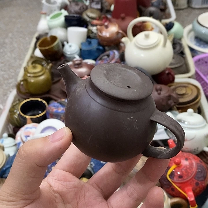 陶瓷艺术品及陶瓷壶