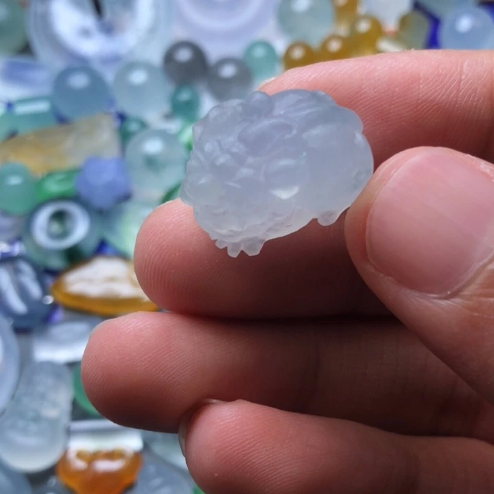 未镶嵌定制翡翠挂件