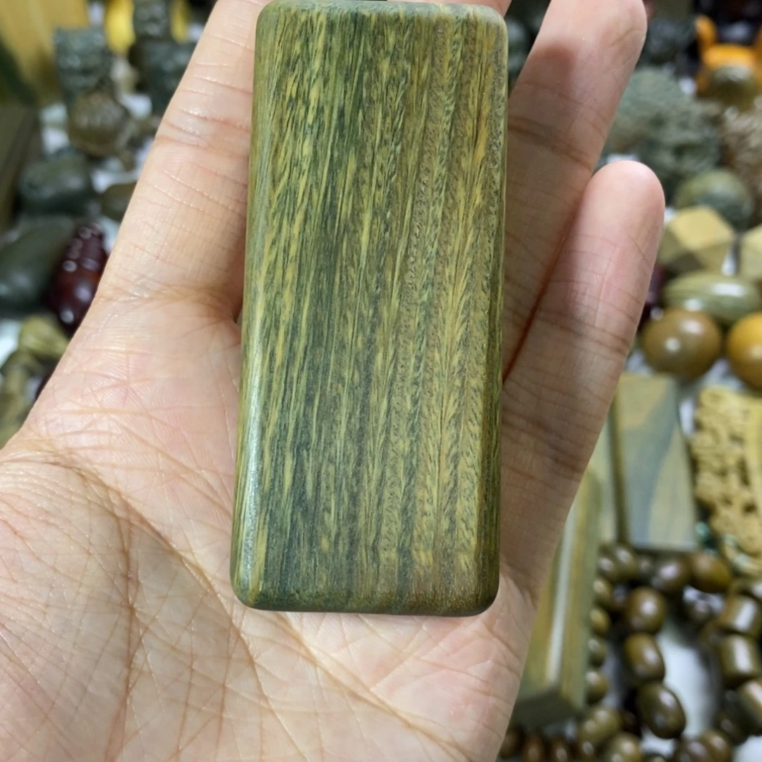 用***9木绿檀木料手把件
