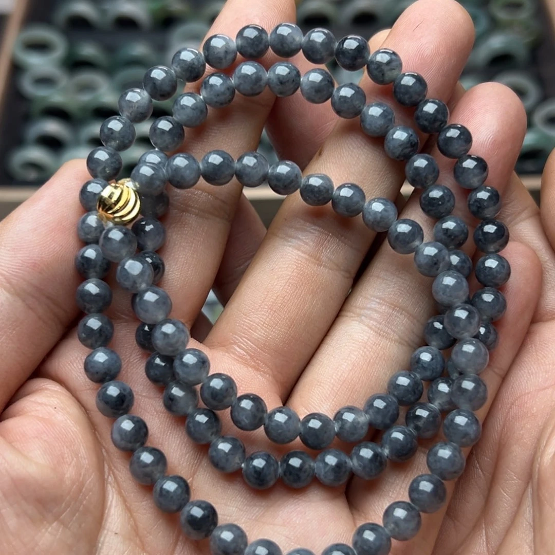 翡翠未镶嵌珠链卡6.6